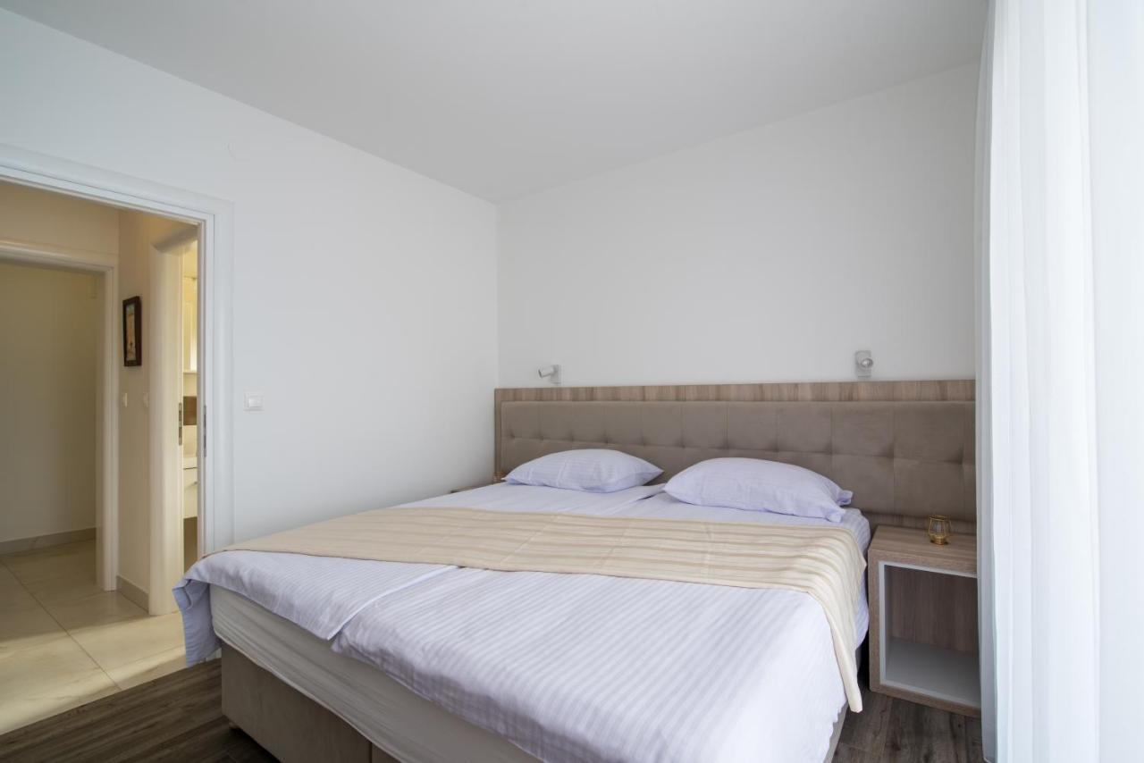 Apartments & Rooms Lavanda Malinska Ngoại thất bức ảnh