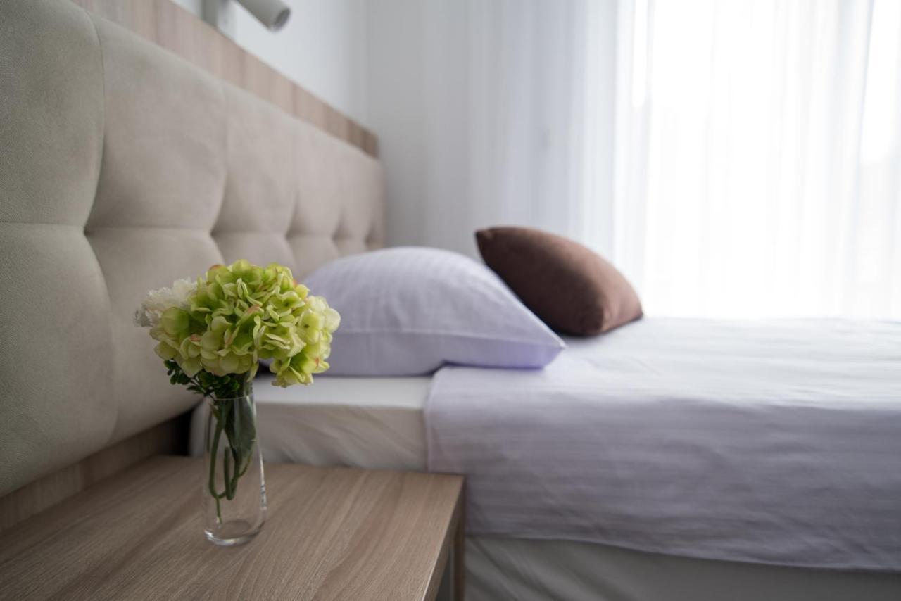 Apartments & Rooms Lavanda Malinska Ngoại thất bức ảnh